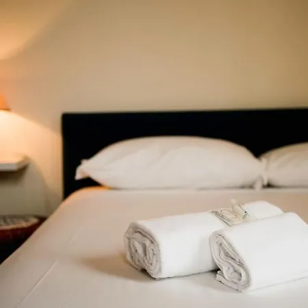 Διαμέρισμα Hostfacile - Inglesi - 3 Bedrooms - Wifi *